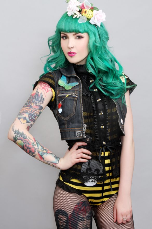jessica louise modeled by victoria van violence