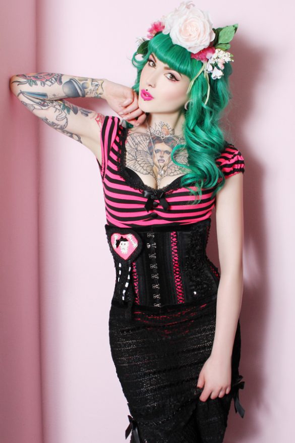 jessica louise modeled by victoria van violence